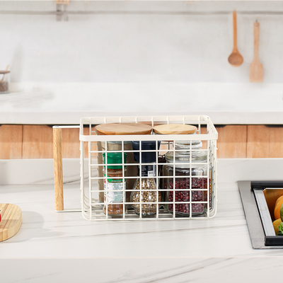 comprar Selección de espacio de la sala de apoyo Organizador de mesa de metal decorativo moderno con mango de madera Fabricación en línea