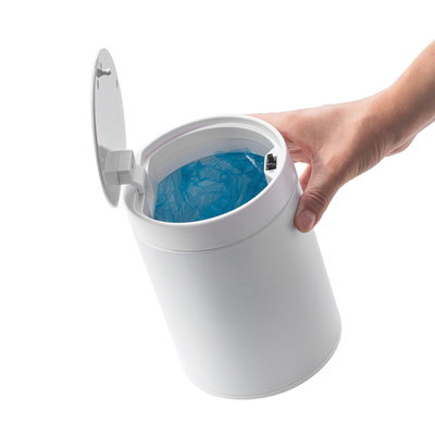 comprar 1.5L de acero inoxidable Mini contenedor de basura de escritorio con prensa de apertura de tapa Selección de espacio de la sala Fabricación en línea